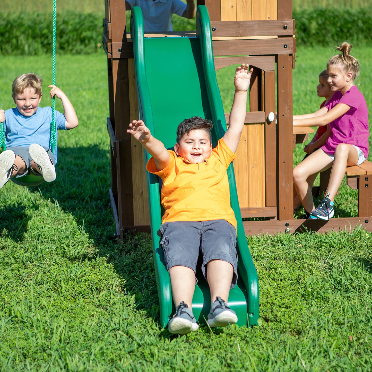 Backyard Discovery Lakewood Play Centre